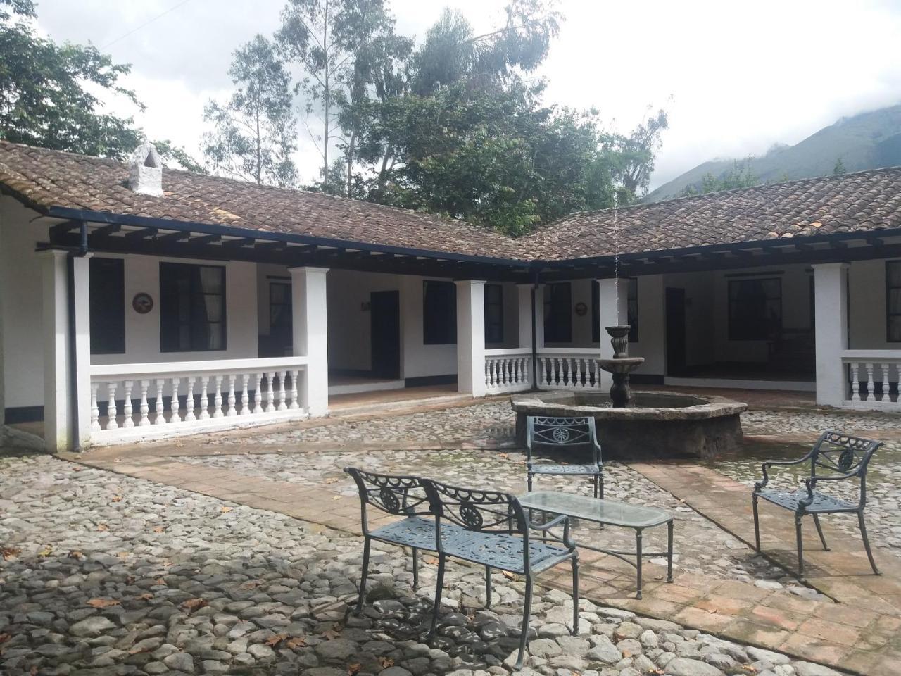 Hostería Hacienda Pinsaqui Otavalo Exterior foto
